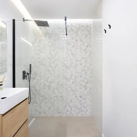 Lägenhet Home2book Sea View With Terrace & Pool