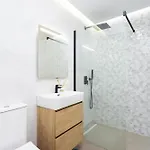 Home2book Sea View With Terrace & Pool קנדלריה