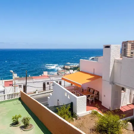 Tres Carabelas Views