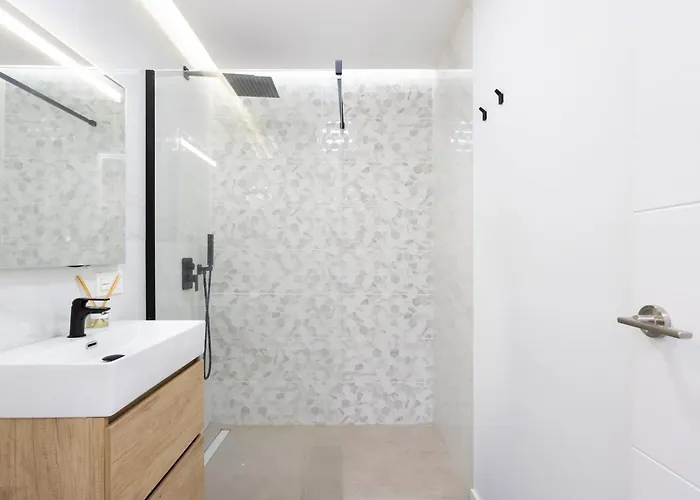 Lägenhet Home2book Sea View With Terrace & Pool